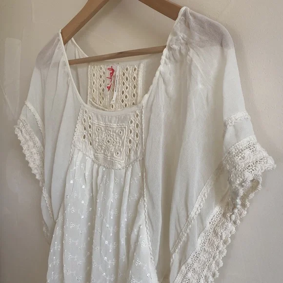 Free people, White flowy blouse, size small - Picture 6 of 10